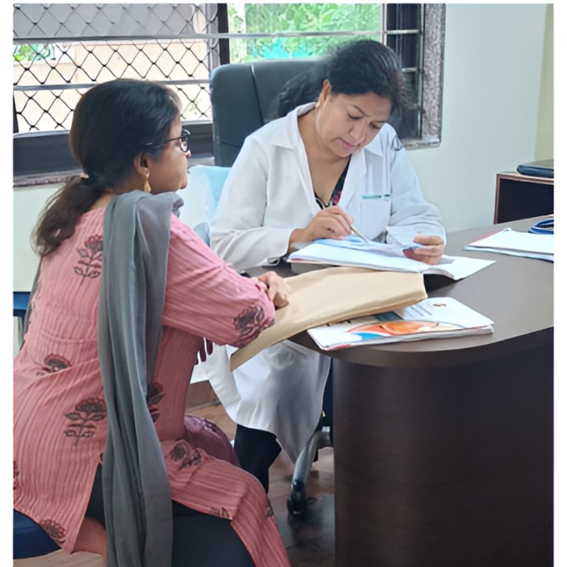 Dr.garima chaturvedi at udaipur Diagnosing patients